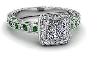 618QM2CS6kL._AC_UL320_